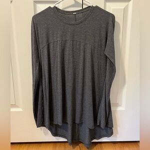 Lululemon Acadia Long Sleeve Heather Pitch Gray Lightweight Breathable Size 4/6